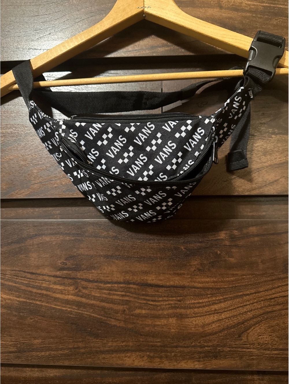Vans Black and White Logo Print Fanny Pack